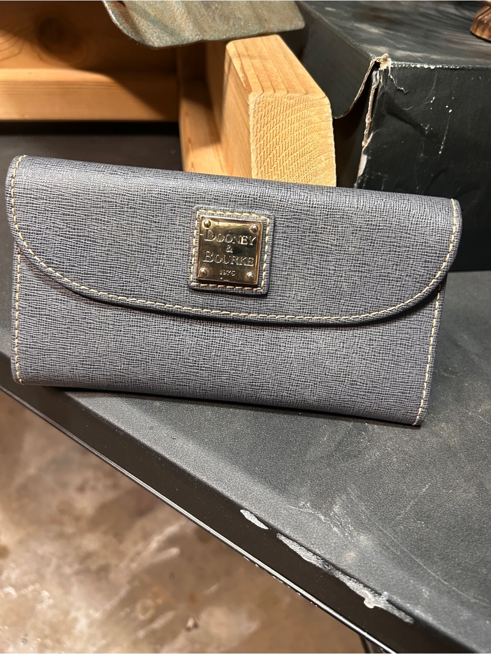 Dooney & Bourke Gray Textured Leather Clutch Wallet